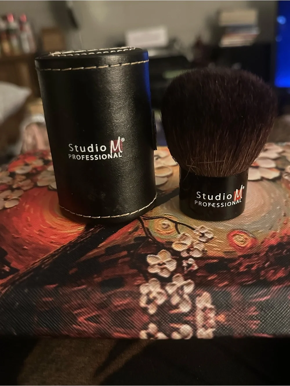 Studio M Black Kabuki Brush with Matching Travel Case